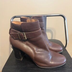 Vionic Alison Brown Leather Ankle Boots Women’s Size 8 Weather Resistant